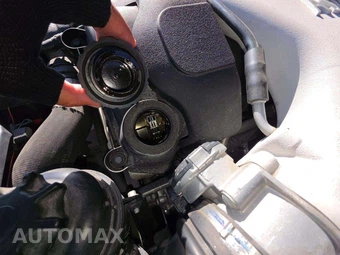 2015 Aston Martin Vanquish Coupe - miniatura 26