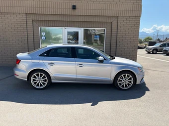 2015 Audi A3 Sedan 2.0T Premium Plus - miniatura 2