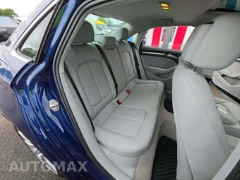 2015 Audi A3 Sedan 2.0T Premium Plus – miniatura 16