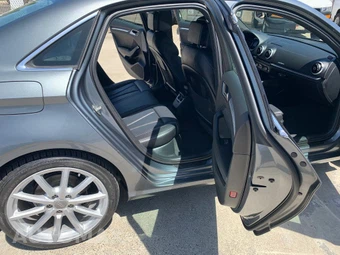 2015 Audi A3 Sedan 2.0T Premium Plus - miniatura 13