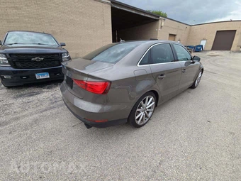 2015 Audi A3 Sedan 2.0T Premium Plus - miniatura 3