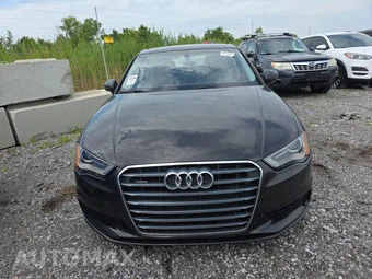 2015 Audi A3 Sedan 2.0T Premium – miniatura 2