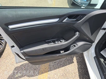 2015 Audi A3 Sedan 2.0T Premium – miniatura 9