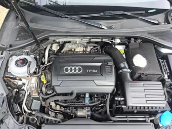 2015 Audi A3 Sedan 2.0T Prestige – miniatura 27