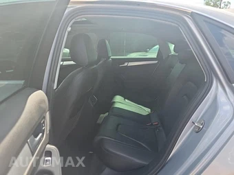 2015 Audi A4 2.0T Premium Sedan - miniatura 16