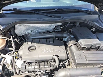2015 Audi Q3 2.0T Prestige – miniatura 22