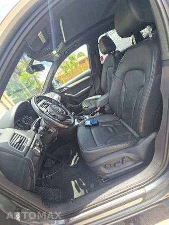 2015 Audi Q3 2.0T Prestige – miniatura 3