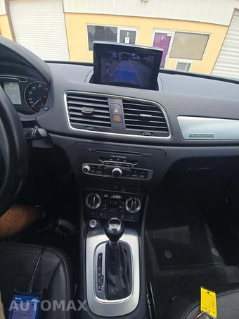 2015 Audi Q3 2.0T Prestige – miniatura 7