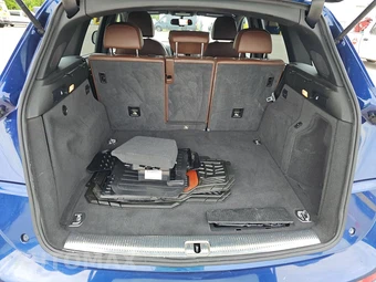 2015 Audi Q5 Hybrid 2.0T Prestige – miniatura 16