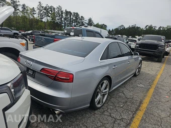 2015 Audi S8 - miniatura 5