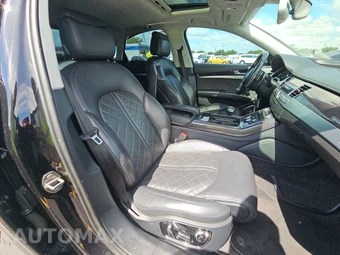 2015 Audi S8 – miniatura 8