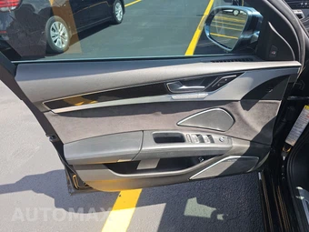 2015 Audi S8 – miniatura 9