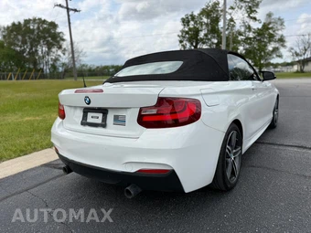 2015 BMW 2 Series Convertible M235i - miniatura 11