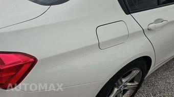 2015 BMW 3 Series Sedan 320i – miniatura 23