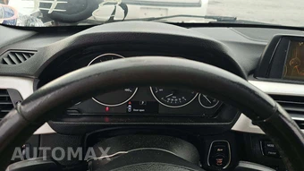 2015 BMW 3 Series Sedan 320i – miniatura 26