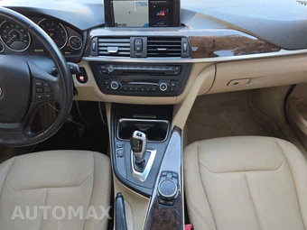 2015 BMW 3 Series Sedan 320i - miniatura 11