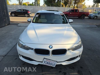 2015 BMW 3 Series Sedan 320i - miniatura 2