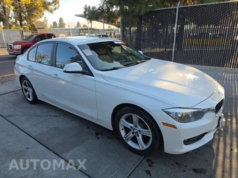 2015 BMW 3 Series Sedan 320i - miniatura 3