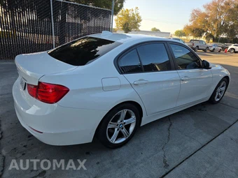 2015 BMW 3 Series Sedan 320i - miniatura 4