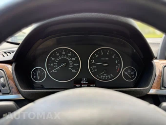 2015 BMW 3 Series Sedan 320i - miniatura 12