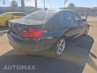 2015 BMW 3 Series Sedan 320i - miniatura 3