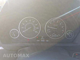 2015 BMW 3 Series Sedan 320i - miniatura 9