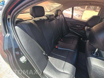 2015 BMW 3 Series Sedan 320i - miniatura 16