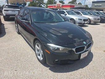 2015 BMW 3 Series Sedan 320i - miniatura 4