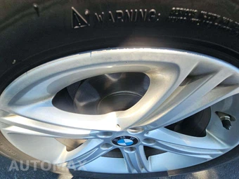 2015 BMW 3 Series Sedan 320i xDrive – miniatura 19