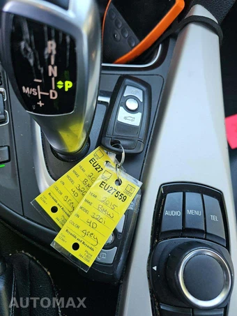 2015 BMW 3 Series Sedan 320i xDrive – miniatura 5
