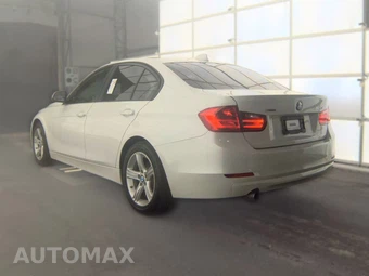 2015 BMW 3 Series Sedan 320i xDrive - miniatura 6