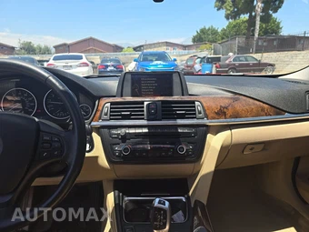 2015 BMW 3 Series Sedan 320i xDrive - miniatura 11
