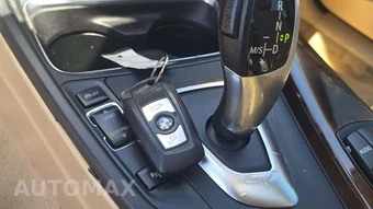 2015 BMW 3 Series Sedan 320i xDrive - miniatura 18