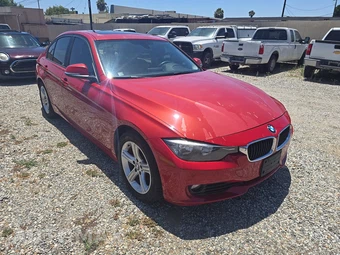 2015 BMW 3 Series Sedan 320i xDrive - miniatura 3