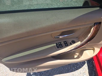 2015 BMW 3 Series Sedan 320i xDrive - miniatura 9