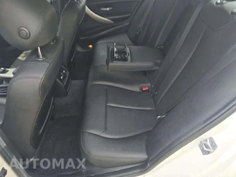 2015 BMW 3 Series Sedan 320i xDrive - miniatura 10