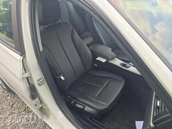 2015 BMW 3 Series Sedan 320i xDrive - miniatura 15