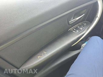 2015 BMW 3 Series Sedan 320i xDrive - miniatura 18