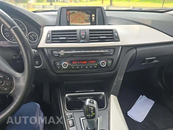 2015 BMW 3 Series Sedan 320i xDrive - miniatura 7