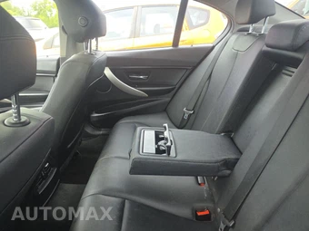 2015 BMW 3 Series Sedan 320i xDrive - miniatura 13