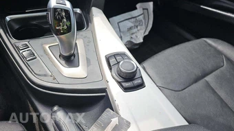 2015 BMW 3 Series Sedan 320i xDrive - miniatura 30