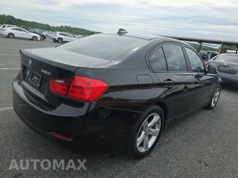 2015 BMW 3 Series Sedan 320i xDrive - miniatura 4