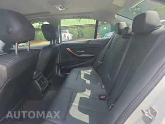 2015 BMW 3 Series Sedan 320i xDrive - miniatura 16