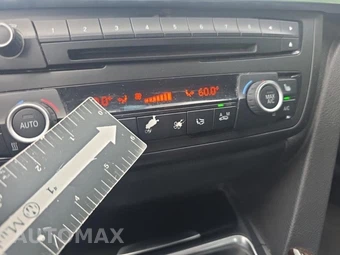 2015 BMW 3 Series Sedan 320i xDrive - miniatura 22