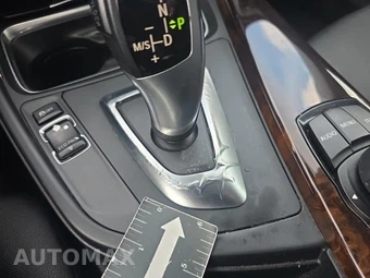 2015 BMW 3 Series Sedan 320i xDrive - miniatura 23
