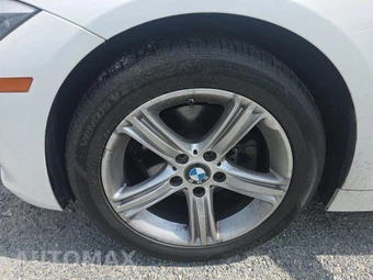 2015 BMW 3 Series Sedan 320i xDrive - miniatura 8