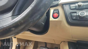 2015 BMW 3 Series Sedan 320i xDrive – miniatura 25