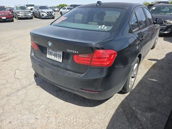 2015 BMW 3 Series Sedan 320i xDrive – miniatura 4