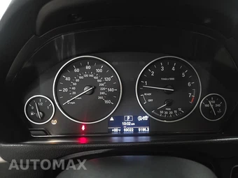 2015 BMW 3 Series Sedan 320i xDrive - miniatura 12