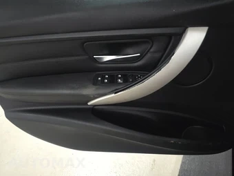 2015 BMW 3 Series Sedan 320i xDrive - miniatura 9